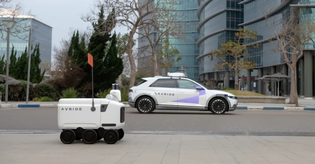 Avride Introduces Sidewalk Delivery Bots On Uber Eats In Jersey City