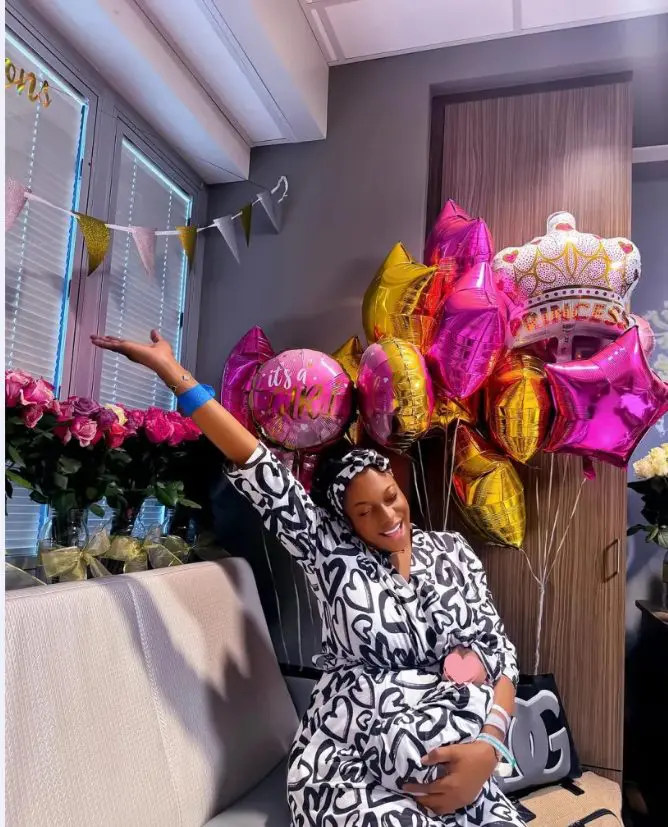 Nollywood actress Chika Ike has welcomed a baby girl.